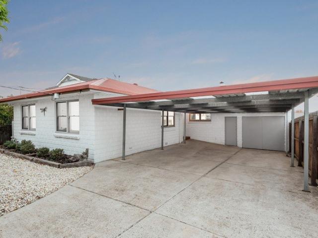 Stylish Family Home in Superb Location