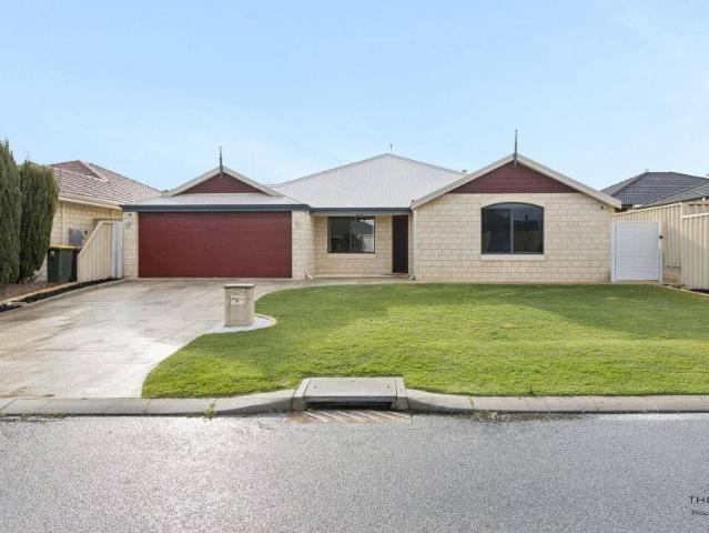 Stylish Family Home with Pool, Theatre & Exceptional Outdoor Living