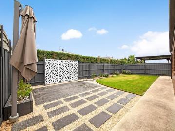 Stylish Family Home with Perfect Outdoor Entertaining Space
