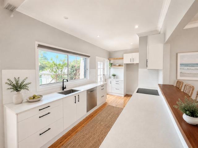 DEPOSIT PAID $1,595 per week. OPEN CANCELLED Stylish Family Home