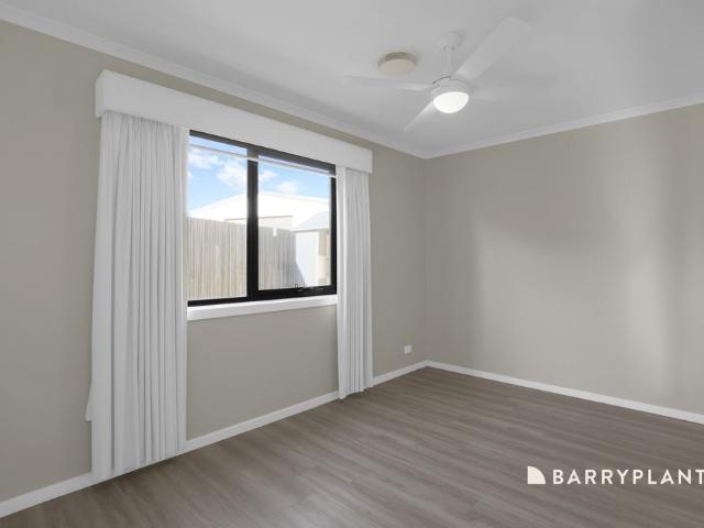 Stylish Family Living Close to the CBD