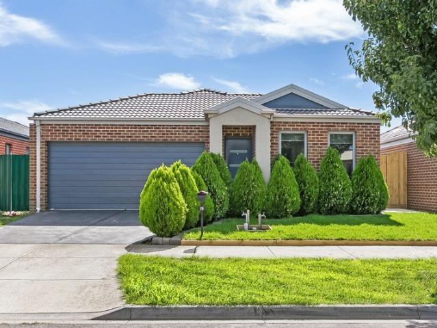 Stylish Family Living in a Thriving Mickleham Location