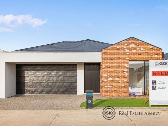 Stylish Family Living in a Convenient Lara Location