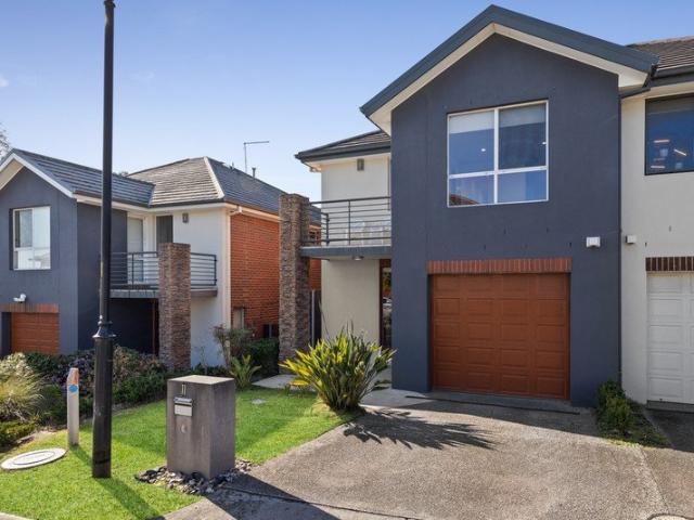 Stylish Family Living in a Peaceful Burwood Court