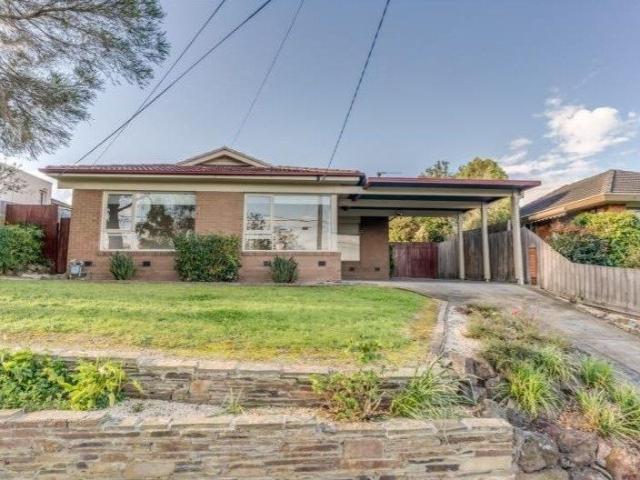 Stylish Family Living in a Premium Doncaster Location