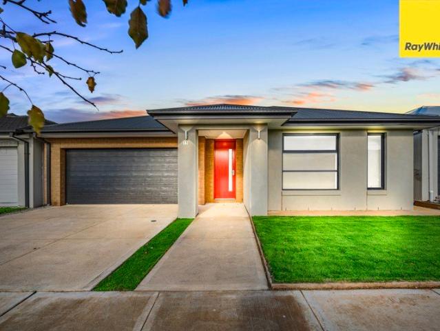 Stylish Family Living in a Prime Weir Views Location