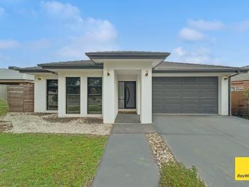 Stylish Family Living in a Prime White Hills Location