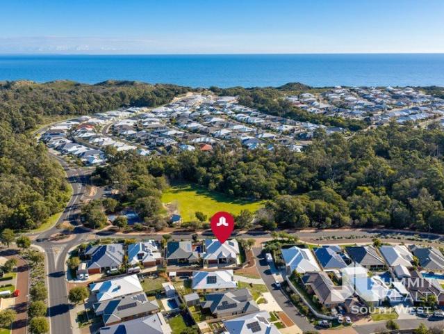 Stylish Family Living in a Prime Dalyellup Location