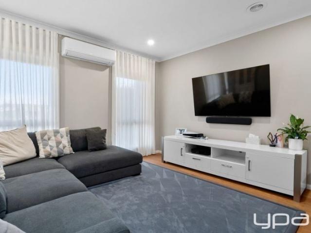 Stylish Family Living in a Prime Harkness Location