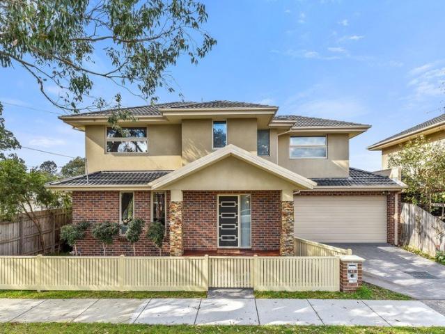 Stylish Family Living in a Prime Location