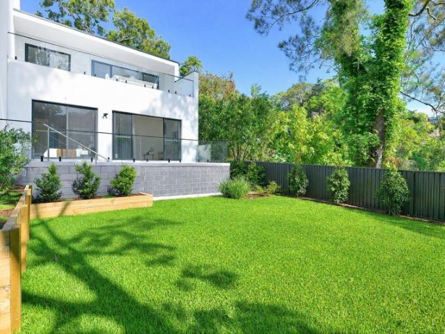 Stylish Family Living in a Quiet and Convenient Location