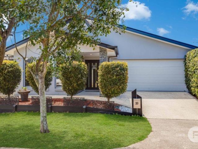 Stylish Family Living in a Sought After Griffin Location