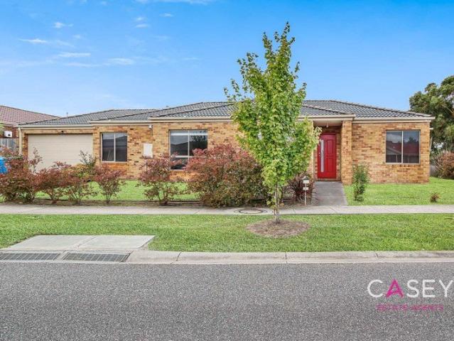 Stylish Family Living in Lynbrook