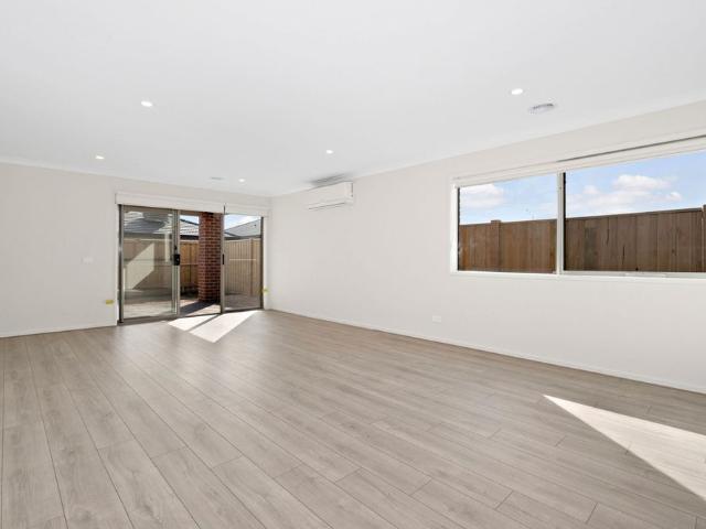 Stylish Family Living in Mandalay Estate