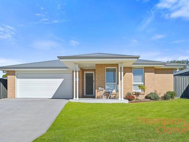 Stylish Family Living in Prime Gillieston Heights!
