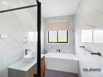 Stylish Family Living in Prime Tarneit Location