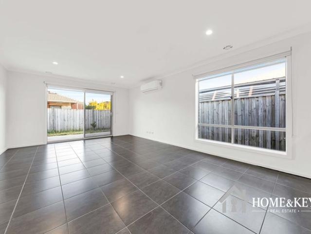 Stylish Family Living in Wallan/Freshly Painted