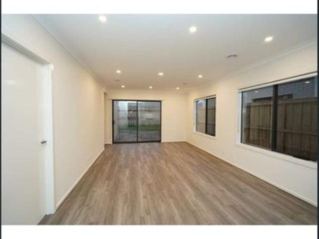 Stylish Family Living in the Heart of Officer | Modern Comfort Meets Everyday Convenience | 25 Horvath Boulevard, Officer