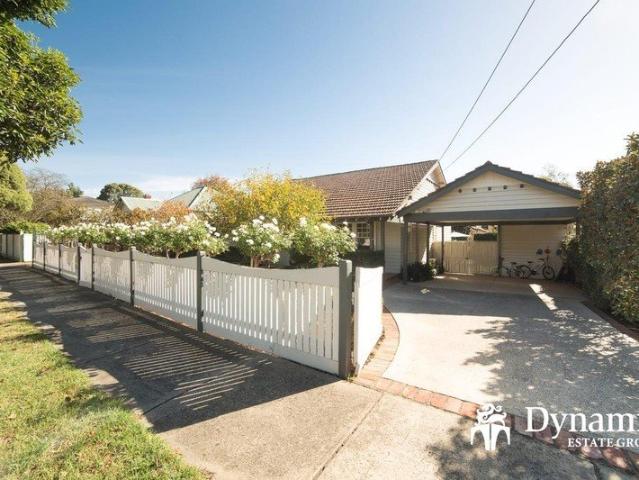 Stylish Family Living in the Heart of Box Hill Furnished House