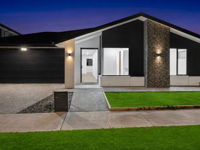 Stylish Family Living in the Heart of Donnybrook