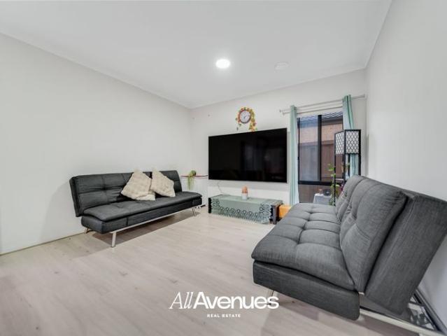 Stylish Family Living in the Prestigious Delaray Estate