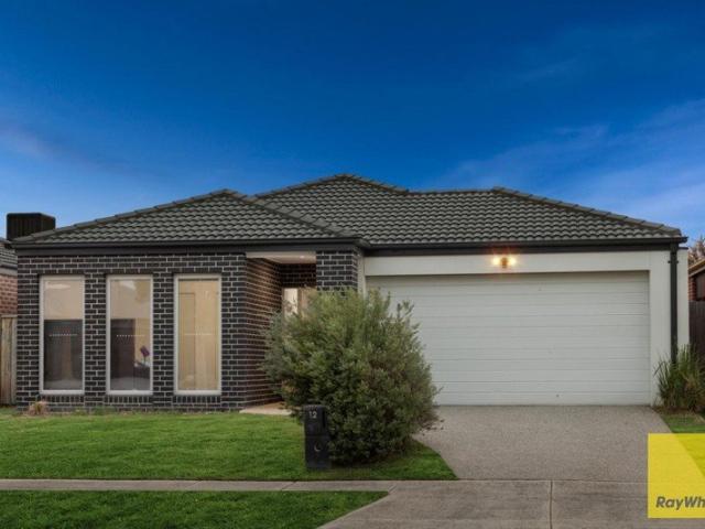 Stylish Family Living in the Prestigious Saltwater Estate | Rest or Invest | Superb Opportunity for First Home Buyers