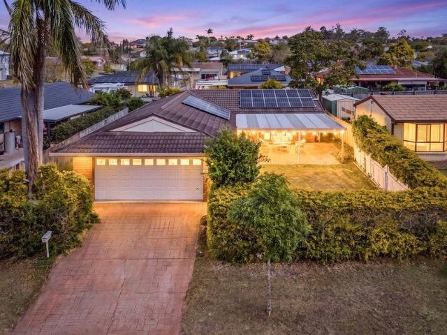 Stylish Family Living in the Sunnybank Hills State School Catchment!