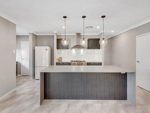 Stylish family Living on Kalbarrie Terrace