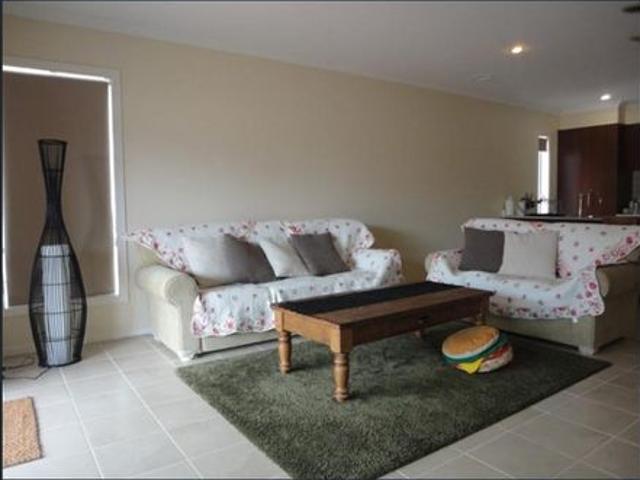 Stylish Family Living with Exclusive Club Alamanda Access