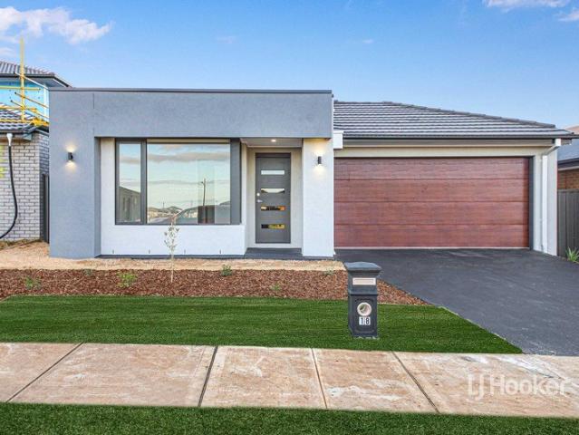 Stylish Family Living with Modern Appeal! APPLICATIONS NOW OPEN