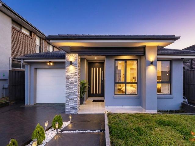 Stylish Family Living with Premium Finishes in a Prime Marsden Park Location