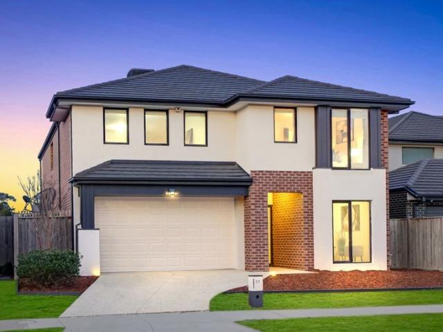 Stylish Family Living with Premium Upgrades in the Heart of Williams Landing