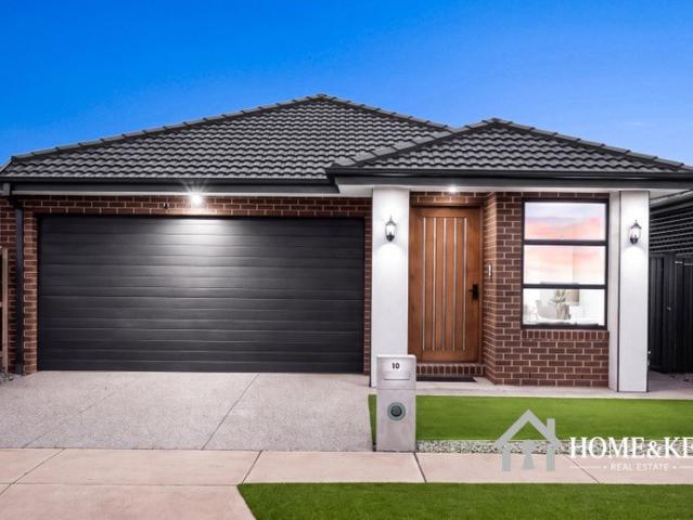 Stylish Family Living with Premium Upgrades in the Heart of Beveridge