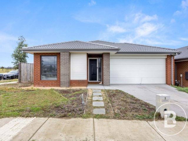 STYLISH FAMILY LIVING WITH SPACE, COMFORT & MODERN CONVENIENCE