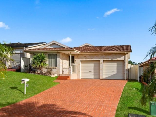 Stylish Family Living with Space, Comfort & Convenience in Minto