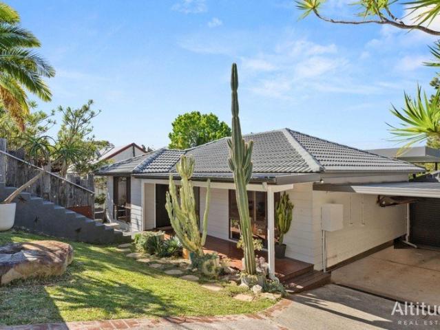 Stylish Family Living with Space, Privacy & Entertaining Appeal