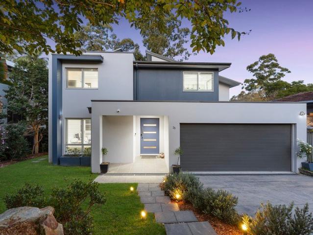 Stylish Family Sanctuary Offering Space and Serenity