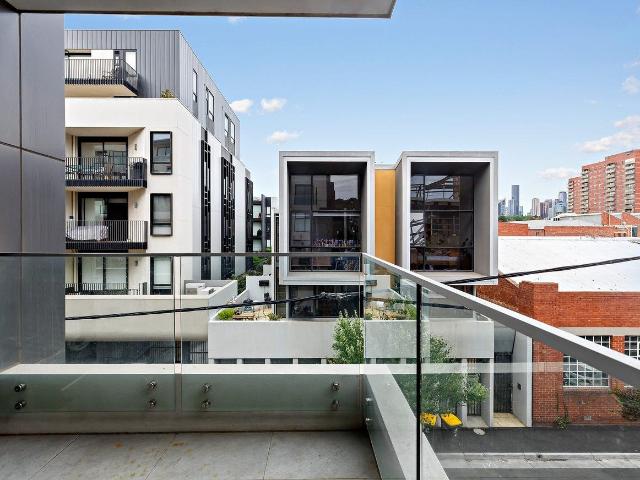 Stylish Fitzroy Living in a Vibrant Location