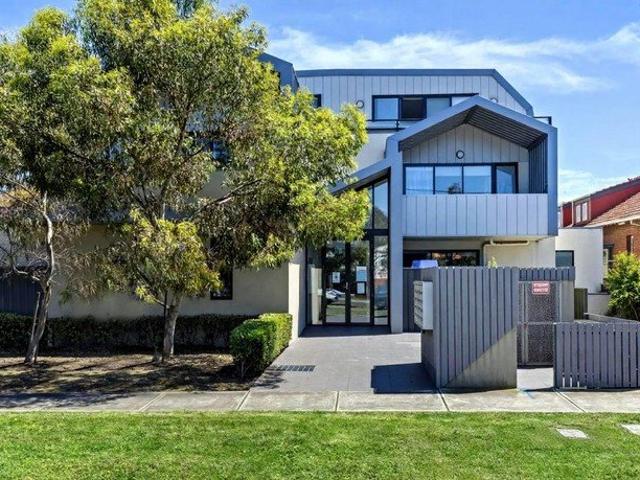 Stylish Footscray Living
