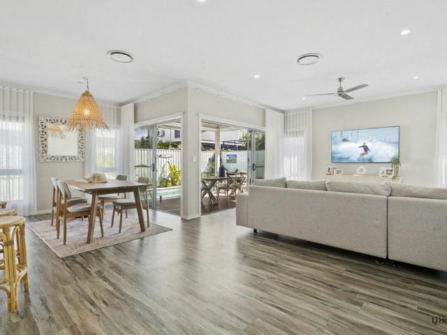 Stylish Four Bedroom Coastal Home With Pool