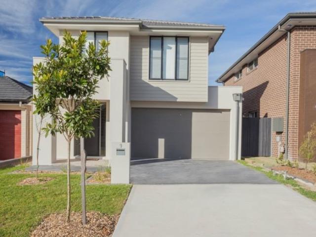 Stylish Four Bedroom Home in Prime Marsden Park Location