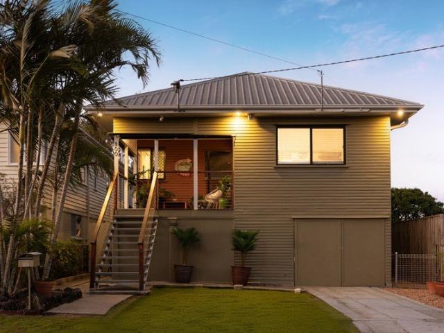 Stylish Four Bedroom Home with Swim Spa & Expansive Entertaining Deck!