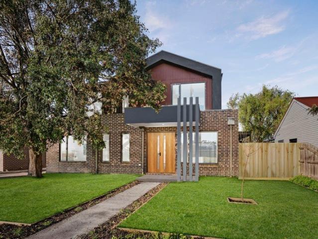 Stylish Four Bedroom Living with Outdoor Entertaining