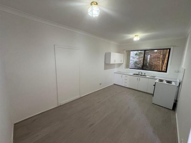 Stylish & Freshly Updated 1 Bedroom Villa