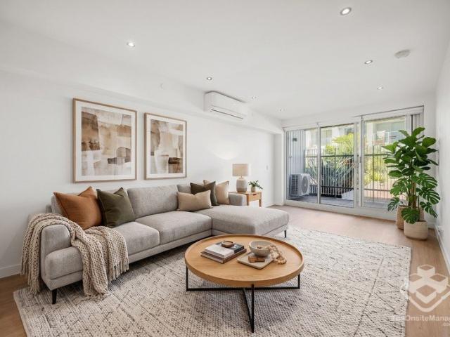 Stylish, Freshly Updated Living in the Heart of Preston