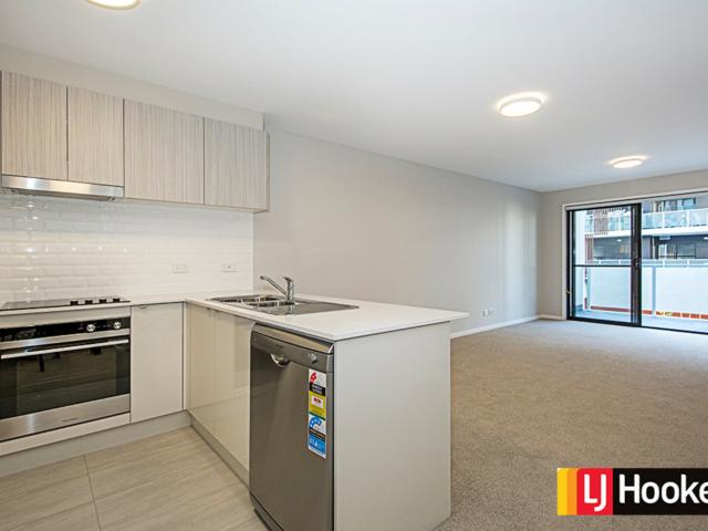 Stylish Greenway Apartment with Balcony and Study Nook