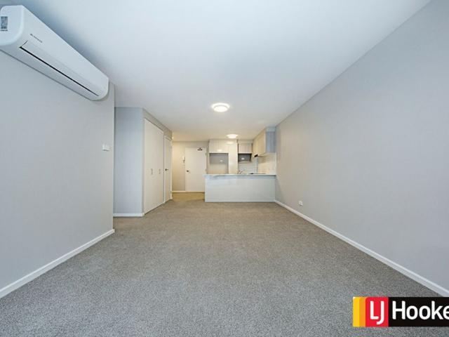 Stylish Greenway Apartment with Balcony and Study Nook