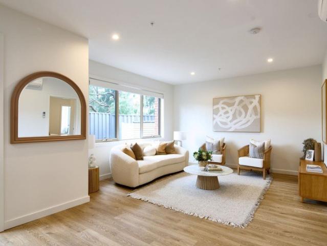 Stylish ground floor two bedroom apartment