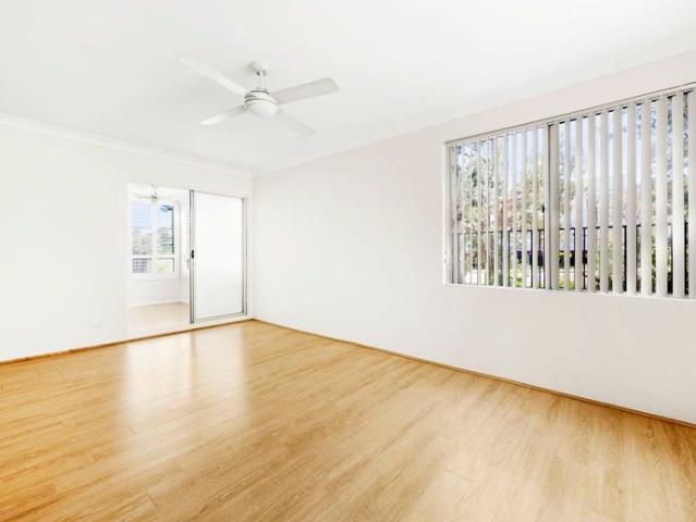Stylish Ground Floor Apartment in Prime Location