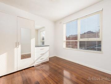 Stylish Ground Floor Apartment in Prime Northcote Location